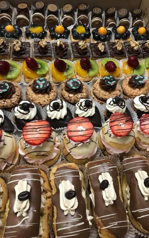 Assorted Small Pastries
